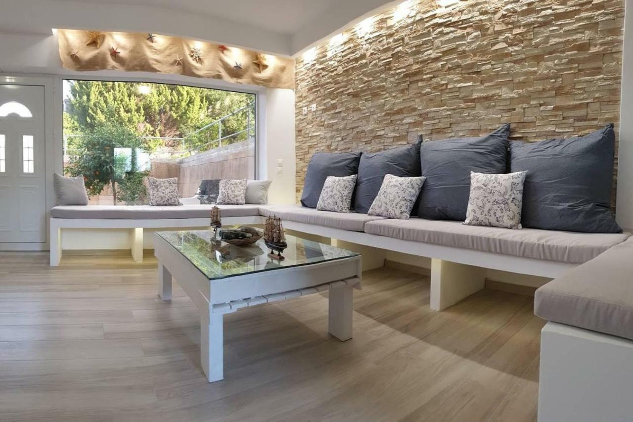 Sea Breeze Villa CCharaki Exterior foto